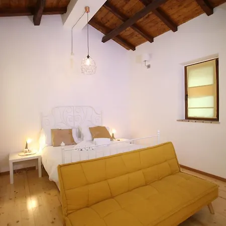 Gusto E Benessere In Piazzetta Apartment